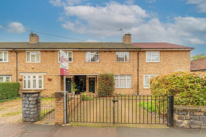 3 Bedroom Terraced House For Sale In Goat Lane, Enfield, EN1