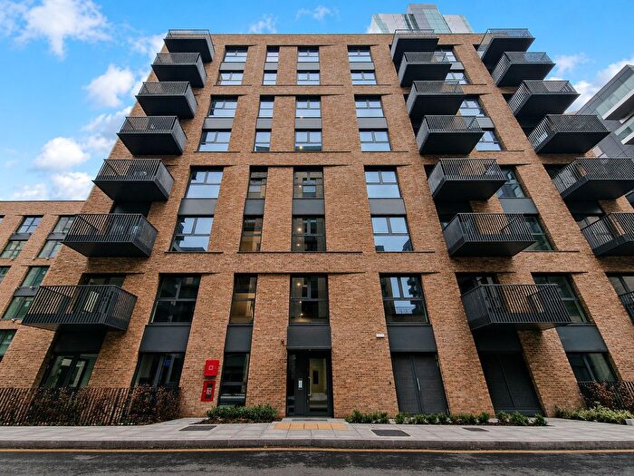 1 Bedroom Flat To Rent In Henshaw Parade, London, NW9