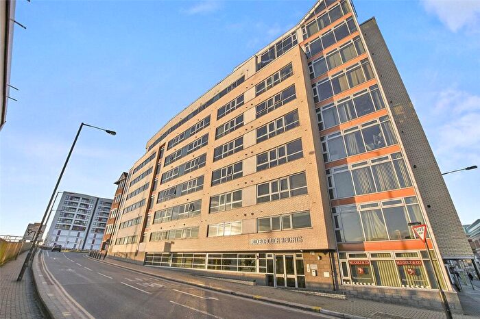 1 Bedroom Apartment To Rent In Headstone Road, Harrow, Middlesex, HA1