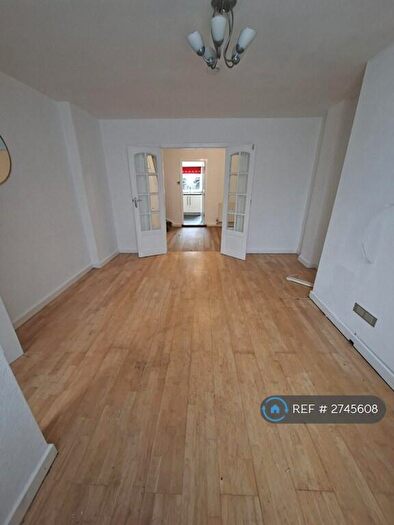 3 Bedroom Terraced House To Rent In Pendlebury Road, Swinton, Manchester, M27