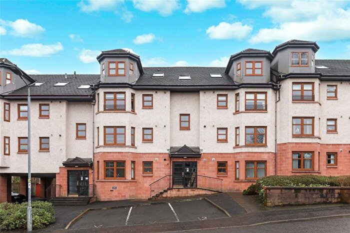 3 Bedroom Flat For Sale In Manor Crescent, Gourock, PA19