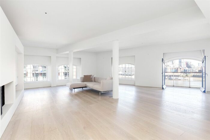 2 Bedroom Flat For Sale In New Concordia Wharf, Mill Street, London, SE1
