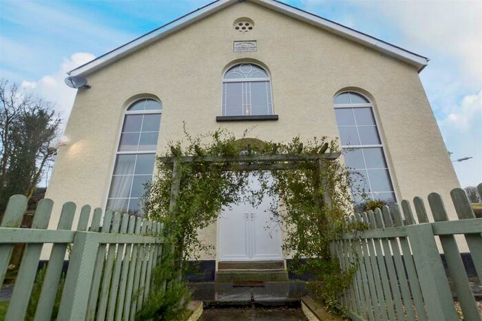 3 Bedroom Detached House For Sale In Nantgaredig, Carmarthen, SA32