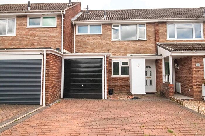 3 Bedroom Terraced House To Rent In Prince Charles Crescent, Farnborough, GU14