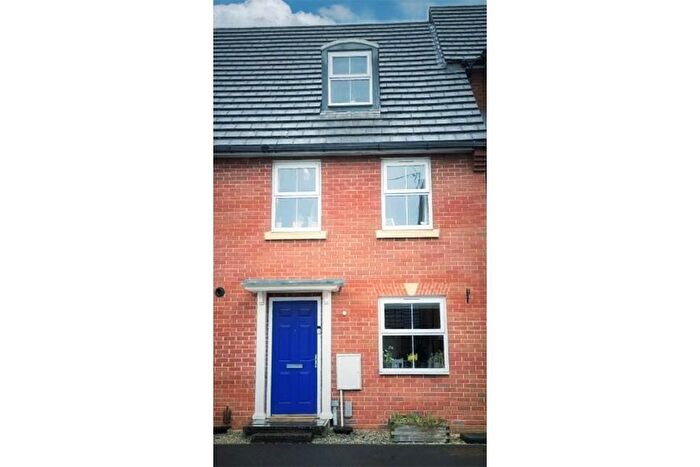 3 Bedroom Town House To Rent In Peach Pie Street, Wincanton, BA9