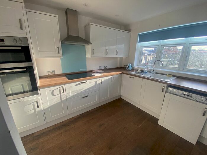 3 Bedroom Semi-Detached House To Rent In Perrin Close, Ashford, Surrey, TW15