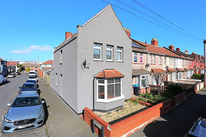 3 Bedroom End Terrace House For Sale In Davis Street, Avonmouth, BS11
