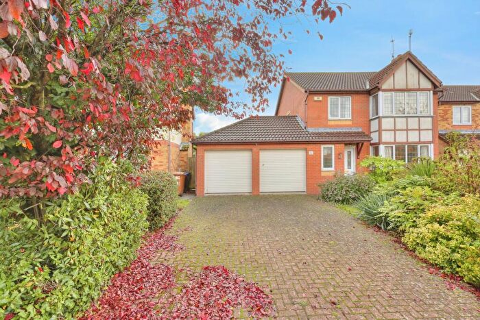 4 Bedroom Detached House For Sale In Edison Drive, Upton, Northampton, Northamptonshire, NN5