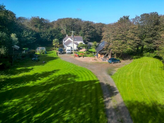 4 Bedroom Detached House For Sale In Calloose Lane, Leedstown, Hayle, TR27