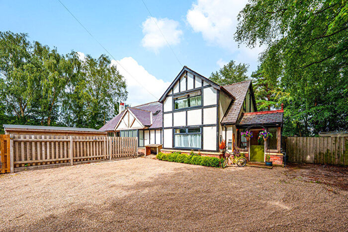 3 Bedroom Semi-Detached House For Sale In Liverpool Road, Rufford, L40