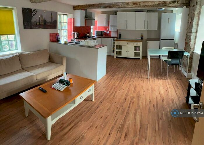 4 Bedroom Flat To Rent In Milton Works, Sheffield, S1