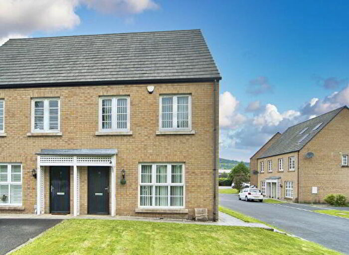 3 Bedroom Semi-Detached House For Sale In Eaton Court, Belfast, BT17