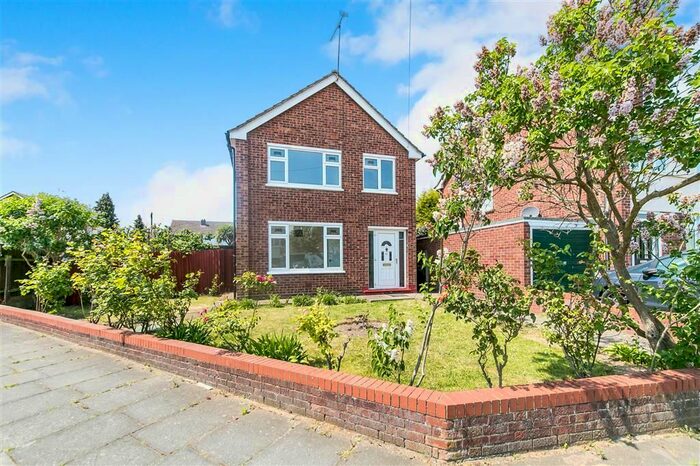 3 Bedroom Detached House To Rent In Churchill Avenue, Ipswich, IP4