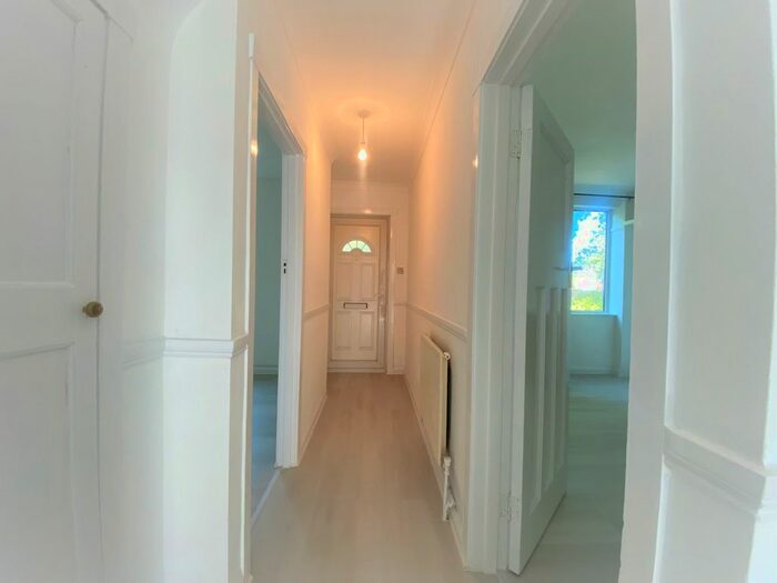 2 Bedroom Maisonette To Rent In Shelley Avenue, Greenford, UB6