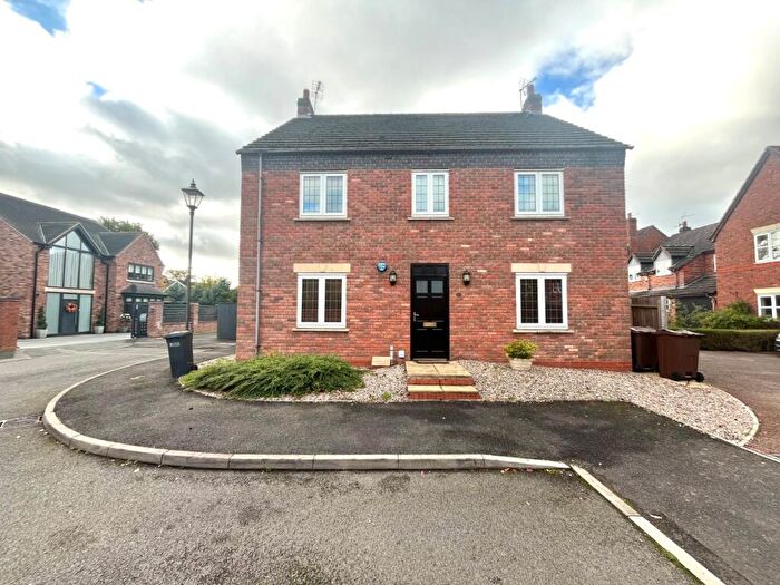2 Bedroom Maisonette To Rent In Whitchurch Lane, Dickens Heath, Shirley, Solihull, B90