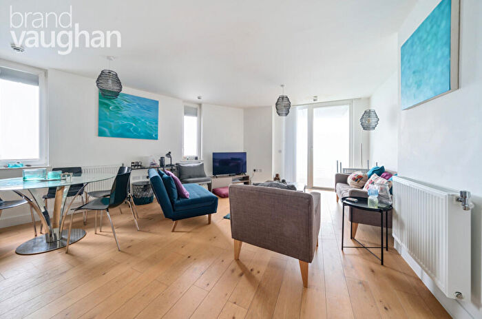 2 Bedroom Flat To Rent In The Boardwalk, Brighton Marina Village, Brighton, East Sussex, BN2