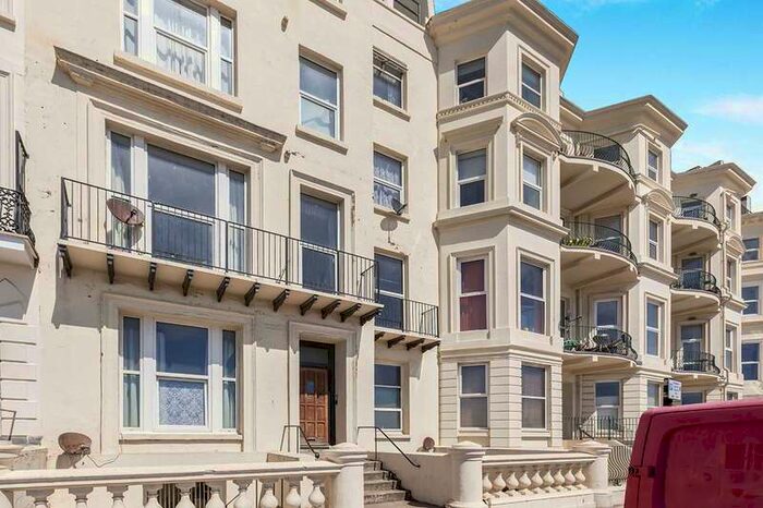 1 Bedroom Apartment To Rent In Eversfield Place, St. Leonards-on-sea, East Sussex, TN37