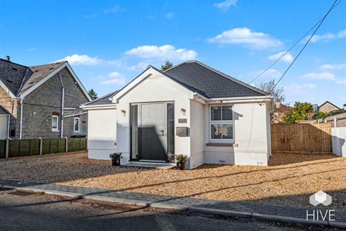 2 Bedroom Bungalow For Sale In Hiltom Road, Ringwood, BH24