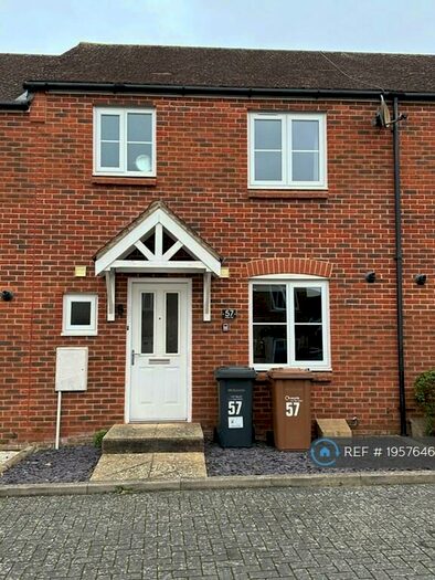 3 Bedroom Semi-Detached House To Rent In Barley Road, Andover, SP11