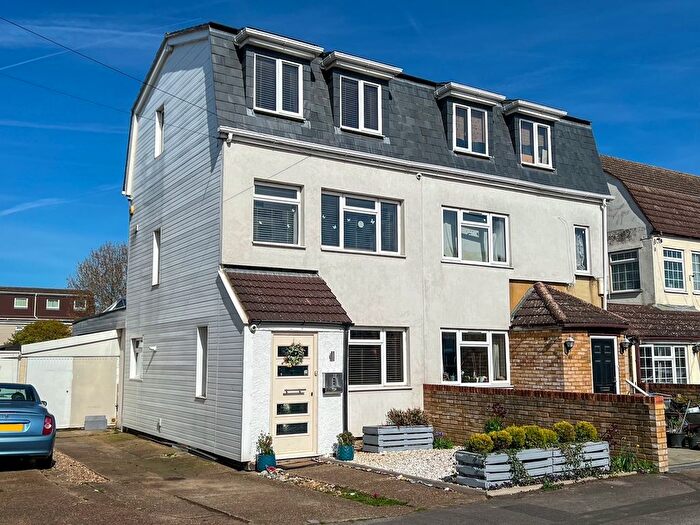 3 Bedroom Semi Detached House For Sale In Upper Farm Road, West Molesey, KT8