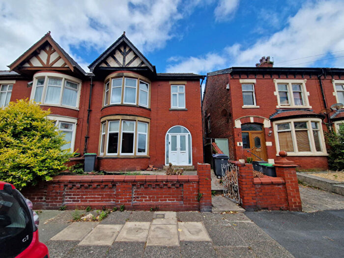 4 Bedroom Semi Detached House For Sale In Longton Road, Blackpool, FY1