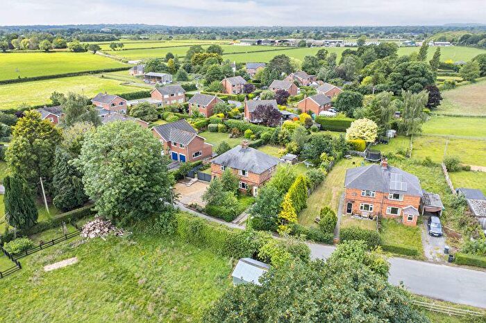 2 Bedroom Semi Detached House For Sale In Heatley Lane, Broomhall, Nantwich, CW5