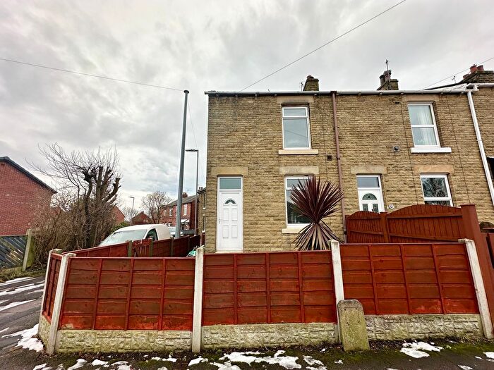 2 Bedroom Property To Rent In Broadowler Lane, Ossett, WF5