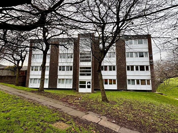 2 Bedroom Apartment For Sale In Edgmond Court, Sunderland, SR2