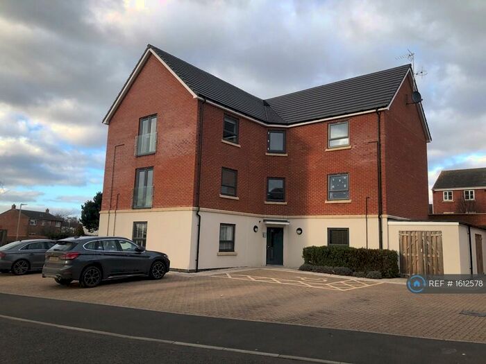 2 Bedroom Flat To Rent In Swift Court, Cheltenham, GL51