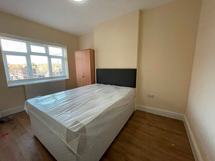 1 Bedroom Flat To Rent In Greenford Road, Harrow, HA1