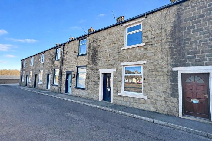 2 Bedroom Terraced House For Sale In South Street, Rawtenstall, Rossendale, Lancashire, BB4