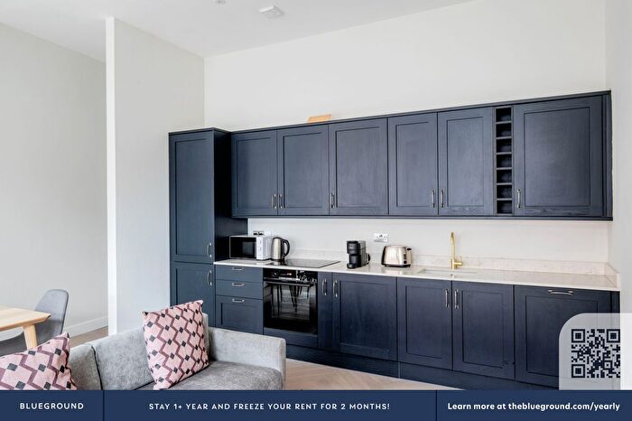 2 Bedroom Flat To Rent In Maida Vale, London, W9