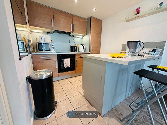1 Bedroom Flat To Rent In East St, Leeds, LS9