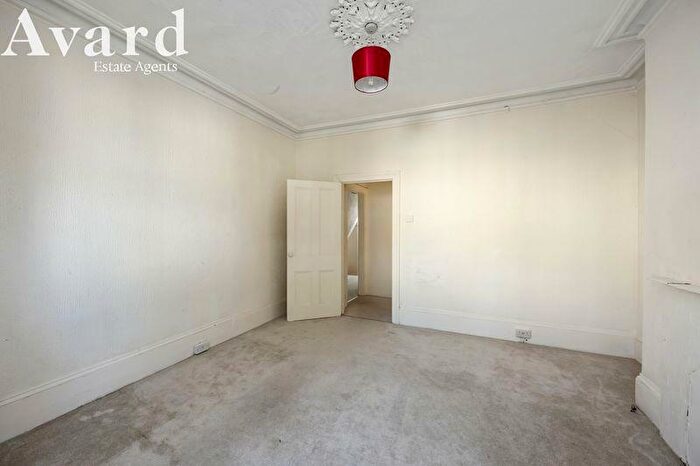1 Bedroom Flat For Sale In Ditchling Rise, Brighton, BN1