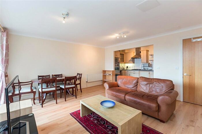 1 Bedroom Flat To Rent In Regent Court, North Bank, NW8