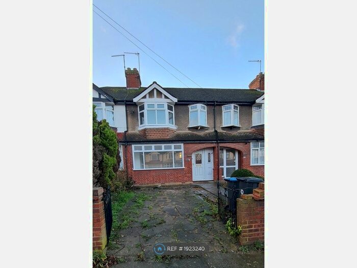 3 Bedroom Terraced House To Rent In Goodwood Avenue, Enfield, EN3