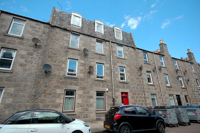 3 Bedroom Apartment To Rent In Urquhart Road, Aberdeen, AB24