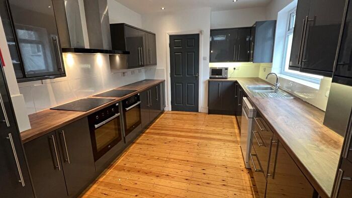 9 Bedroom Terraced House To Rent In Lombard Grove, Fallowfield, Manchester, M14