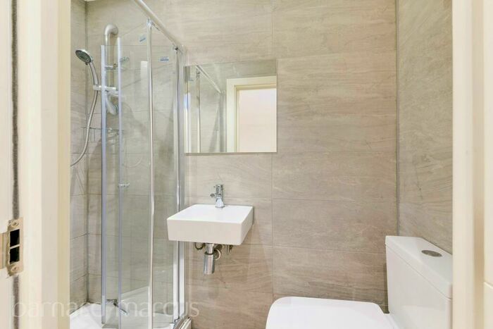 Studio To Rent In High Street, Woking, GU21