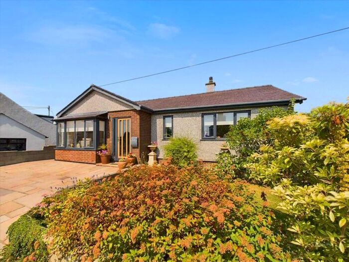 3 Bedroom Detached House For Sale In Cerrig Bach, Llanfairpwllgwyngyll, LL61