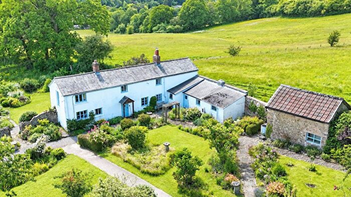 3 Bedroom Cottage For Sale In Dursley Cross, May Hill, GL17