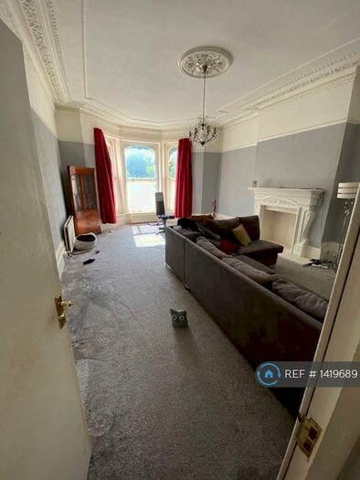 2 Bedroom Flat To Rent In Castle Hill Avenue, Folkestone, CT20