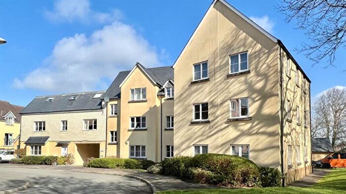 2 Bedroom Flat For Sale In Sampson's Plantation, Fremington, Barnstaple, EX31