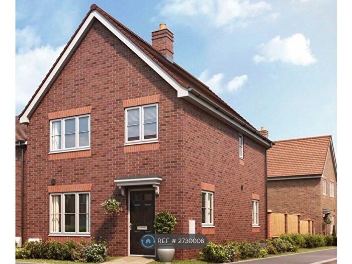 4 Bedroom Detached House To Rent In Otterburn Gardens, Houghton Regis, LU5