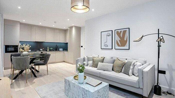 2 Bedroom Apartment To Rent In Bessborough Road, Harrow, London, HA1
