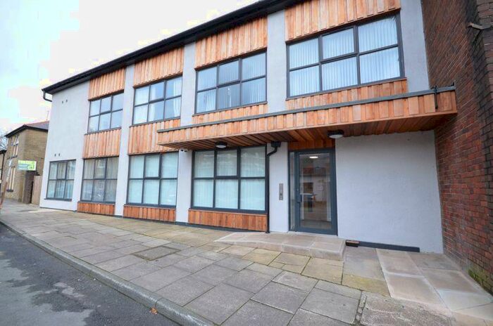 1 Bedroom Flat To Rent In Bank Parade, Burnley, BB11