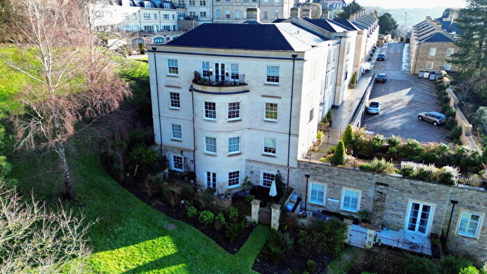 4 Bedroom Apartment For Sale In Lansdown Road, Bath, BA1