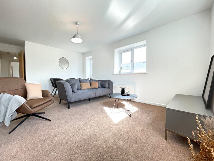 1 Bedroom Apartment To Rent In Edward House, SK1