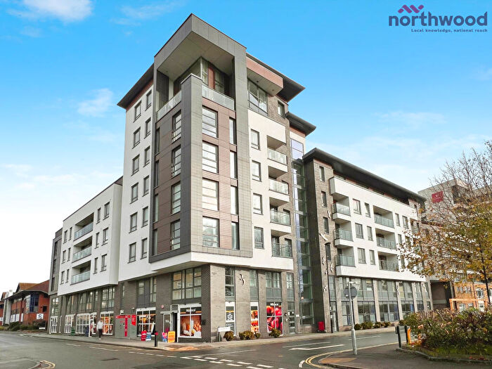 2 Bedroom Flat To Rent In College Street, Southampton, SO14