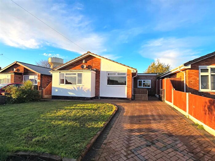 2 Bedroom Detached Bungalow For Sale In St. Georges Drive, Caister-On-Sea, NR30